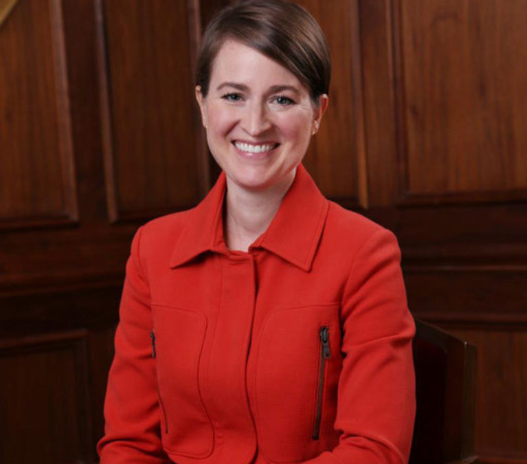 Elizabeth Burch’s New Book &lsquo;The Pain Brokers’ Details Scheme That Upended Pelvic Mesh