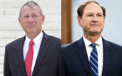Roberts, Alito Face New Criticism of Stock Ownership After Rule Change