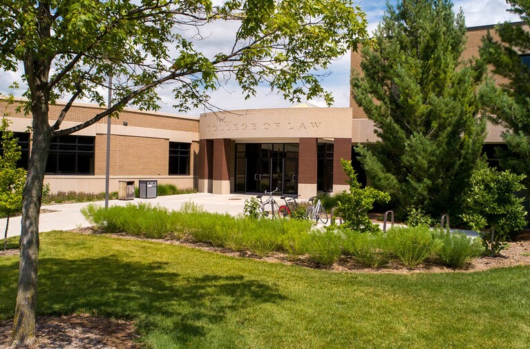 Nebraska Law School Shutters Immigration Clinic