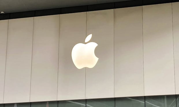 Facing Contempt, Apple Seeks Emergency Relief From Supreme Court in Antitrust Case