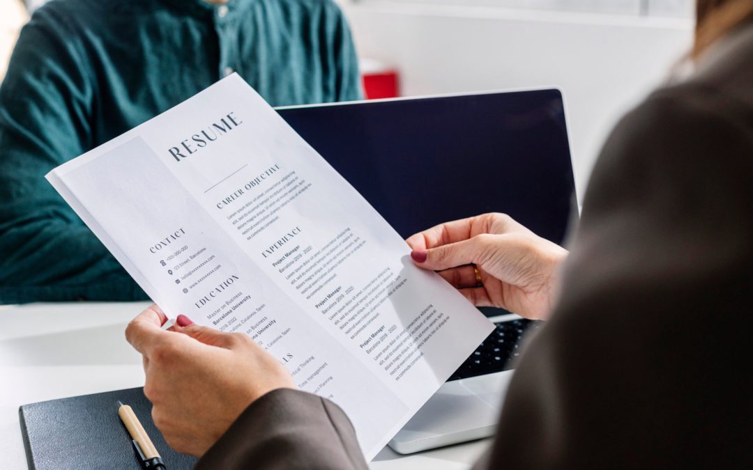Guy Posts His Obama-Era Biglaw Associate Reviews In Peak LinkedInMaxxing