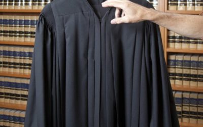 Football Tickets & Flights: A Dive into US Judges’ 2025 Gift Disclosures