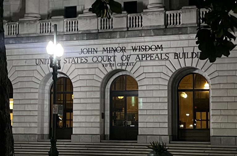 ‘Serious Matter’: 5th Circuit Weighs Reassignment After Judge Used AI to Draft Ruling
